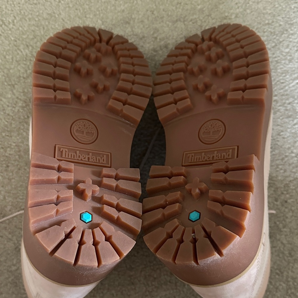 Timberland Blush Pink Platform Lug Boots Women’s size 8 - Picture 6 of 9